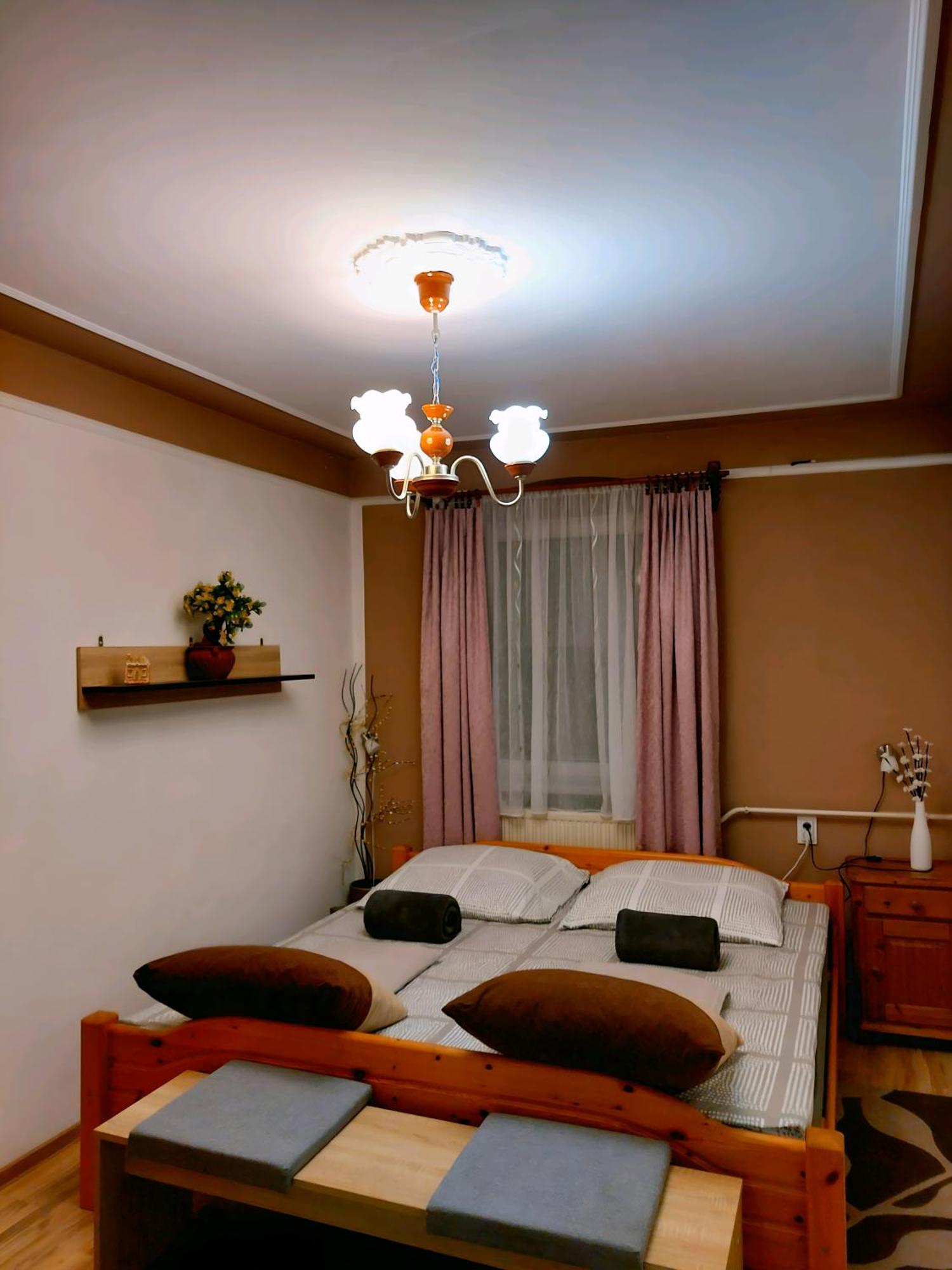 Kata Vendeghaz Apartment Sátoraljaújhely Exterior foto